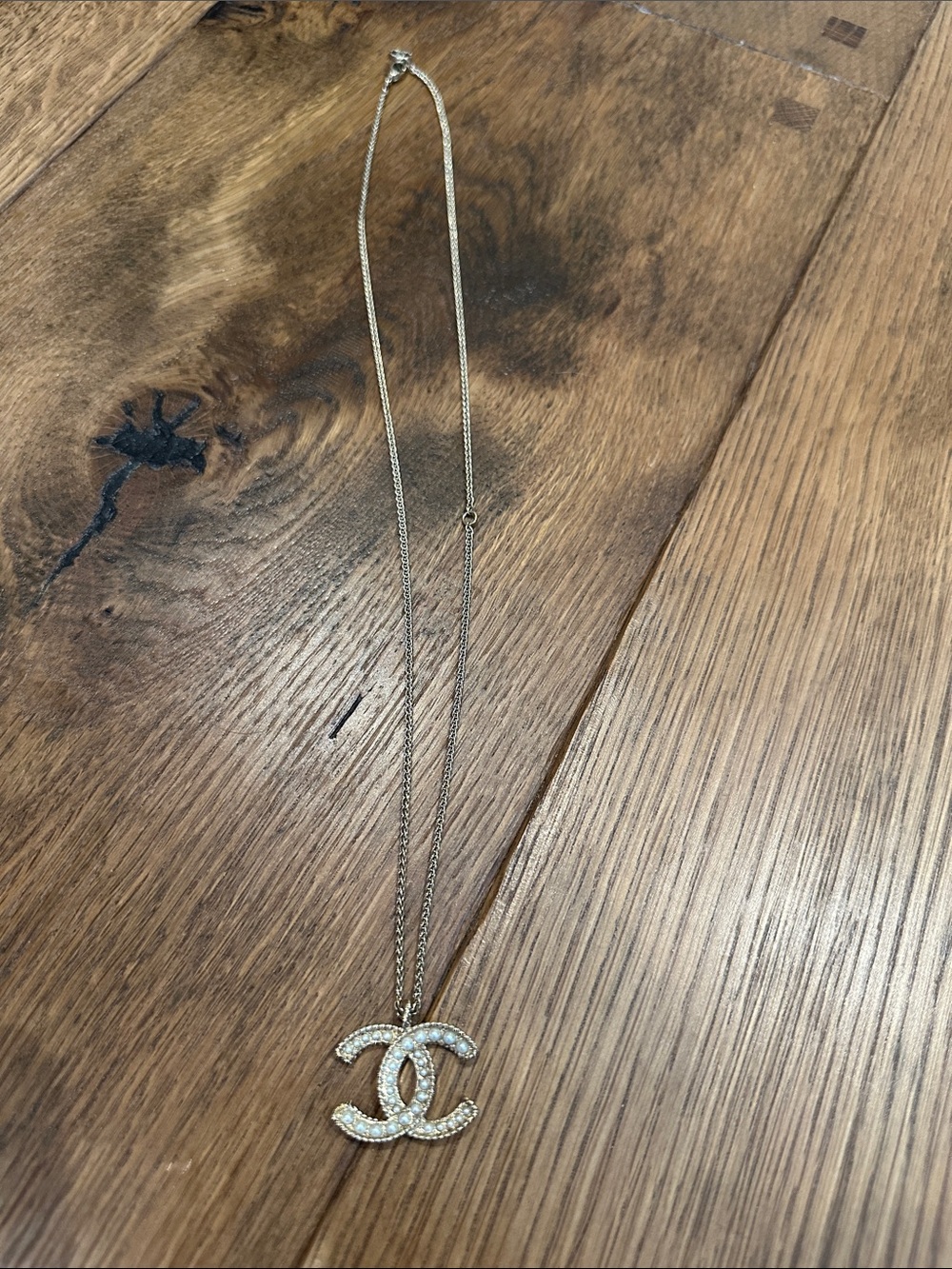 CHANEL Gold CC Logo Necklace with Pearls